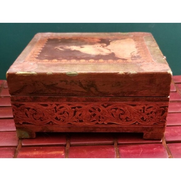 Victorian Style "Age Of Innocence" Decoupage  Trinket Box 6"x6"x3" - Picture 4 of 8